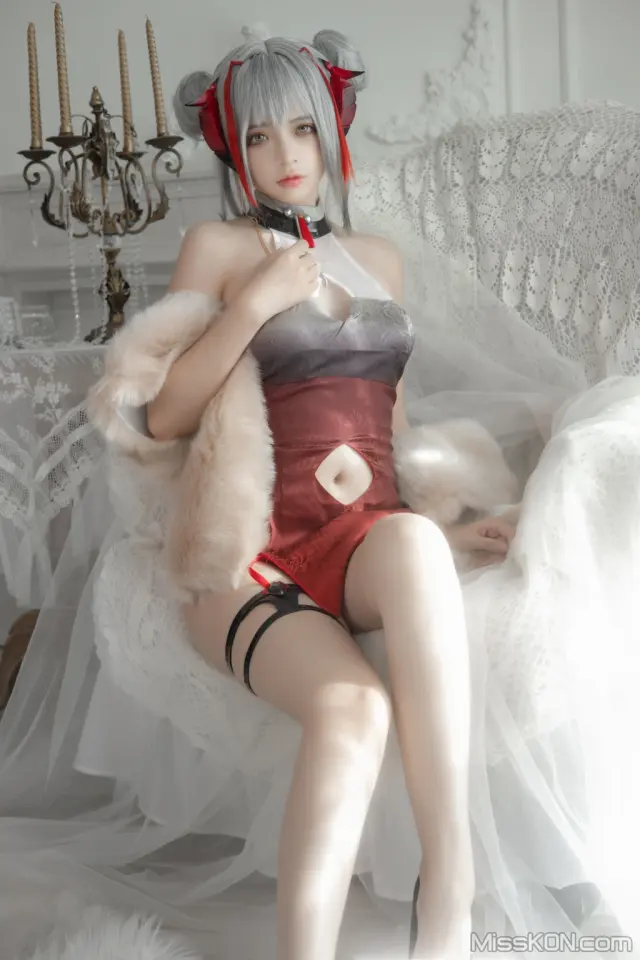 Coser@疯猫ss: 明日方舟 W (16 photos)