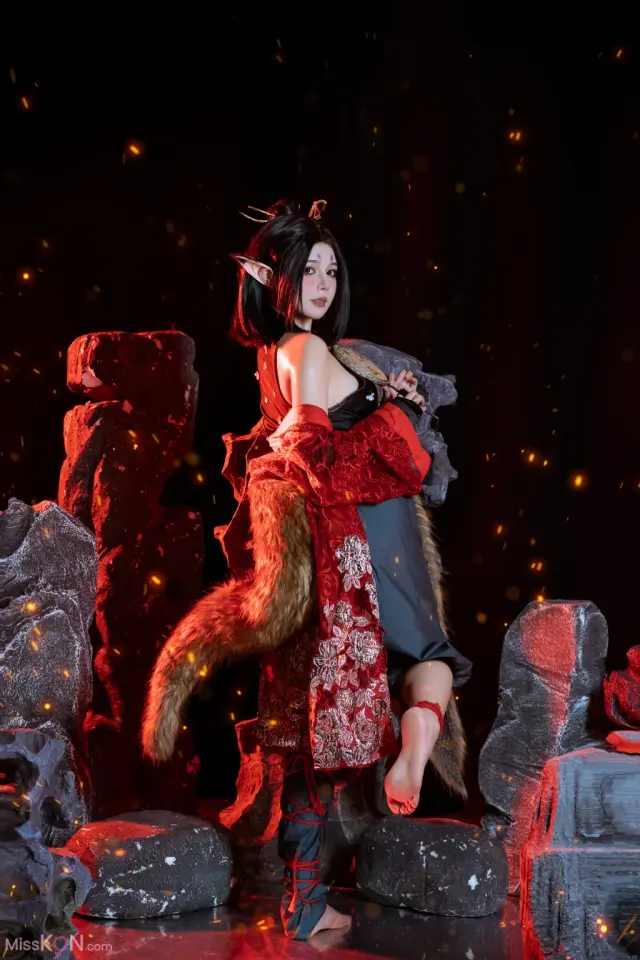 Coser@七月喵子 (qiyuemiaozi): 黑神话 萍萍 (80 photos)