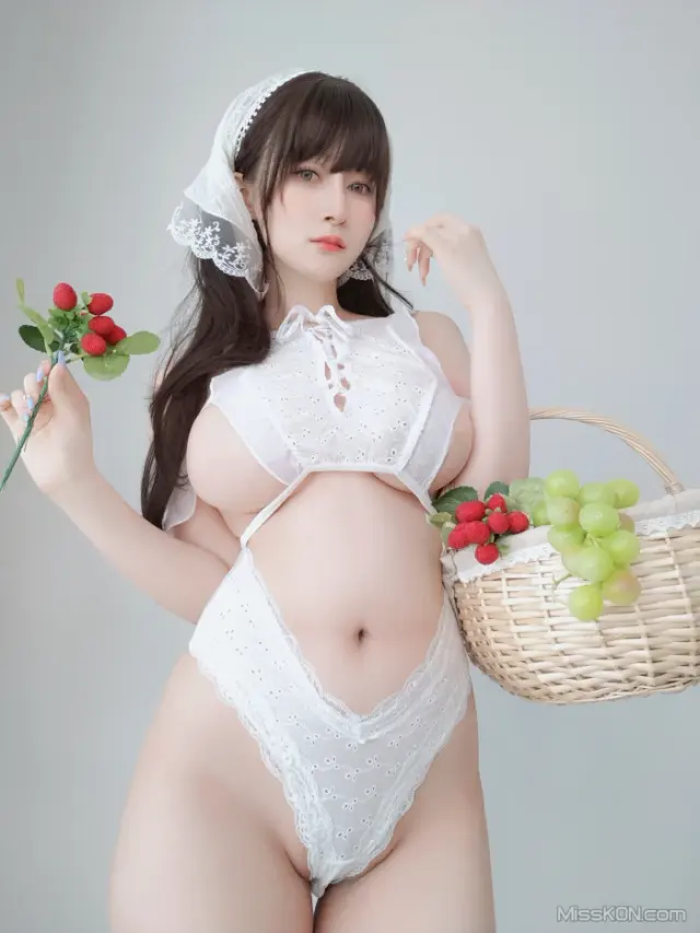 Coser@白银81: 2023年10月会员合集 (26套) (349 photos + 8 videos)