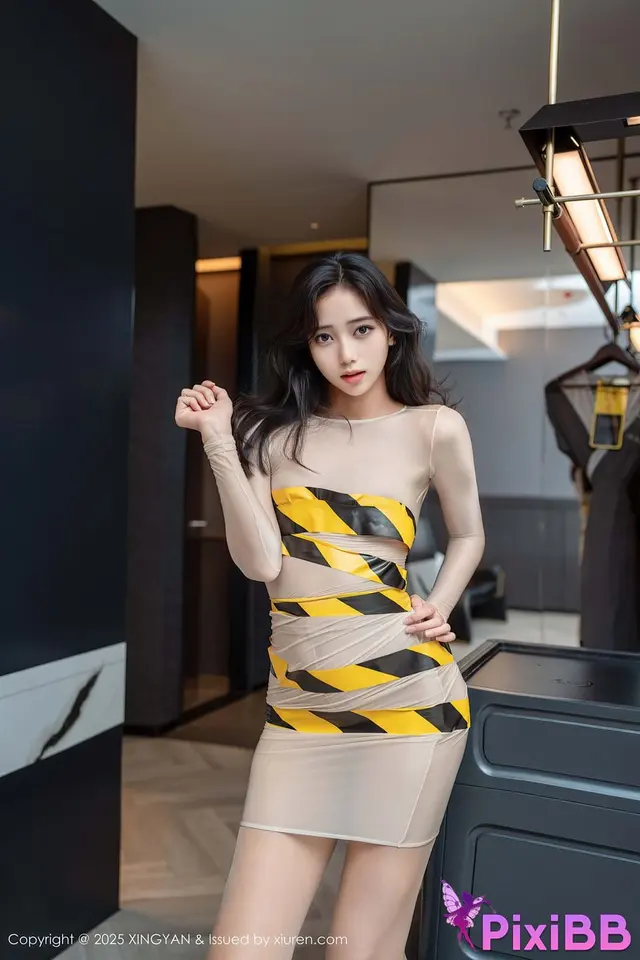 XingYan Vol.421: 时安安 (72 photos)