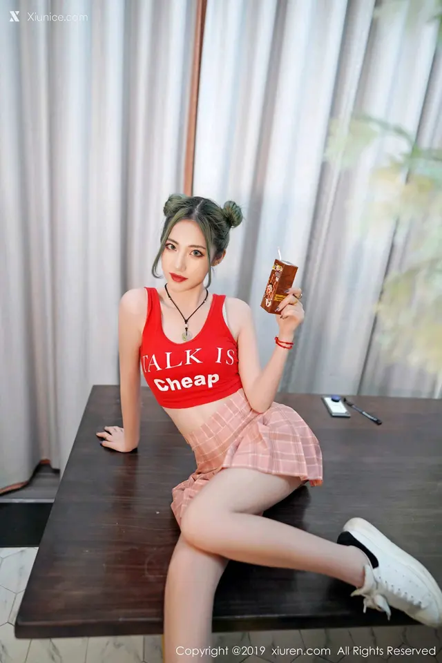 Xiuren秀人网 No.1550 贾诗晗 (49 photos)