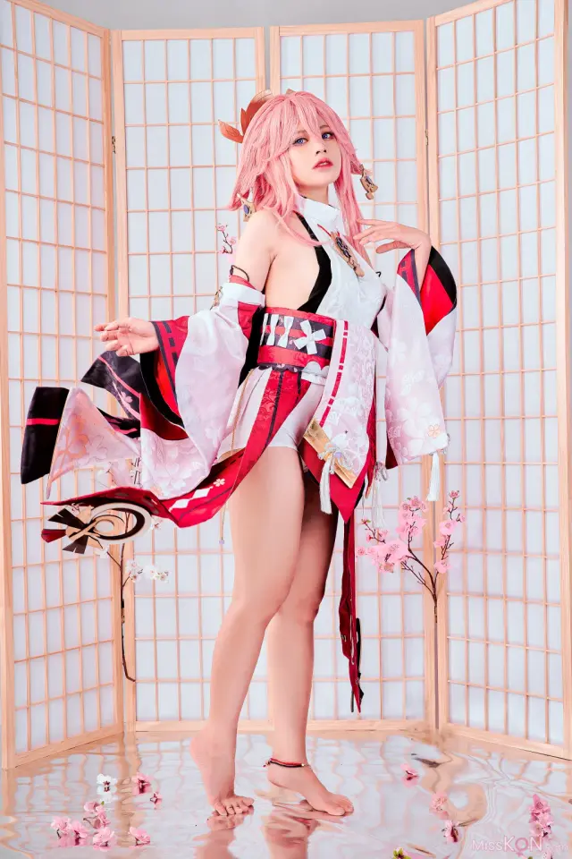Coser@PingPing: Yae Miko (30 photos)