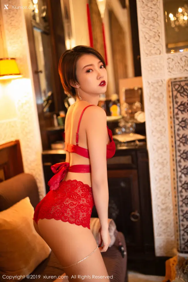 Xiuren秀人网 No.1646 冯木木 (56 photos)