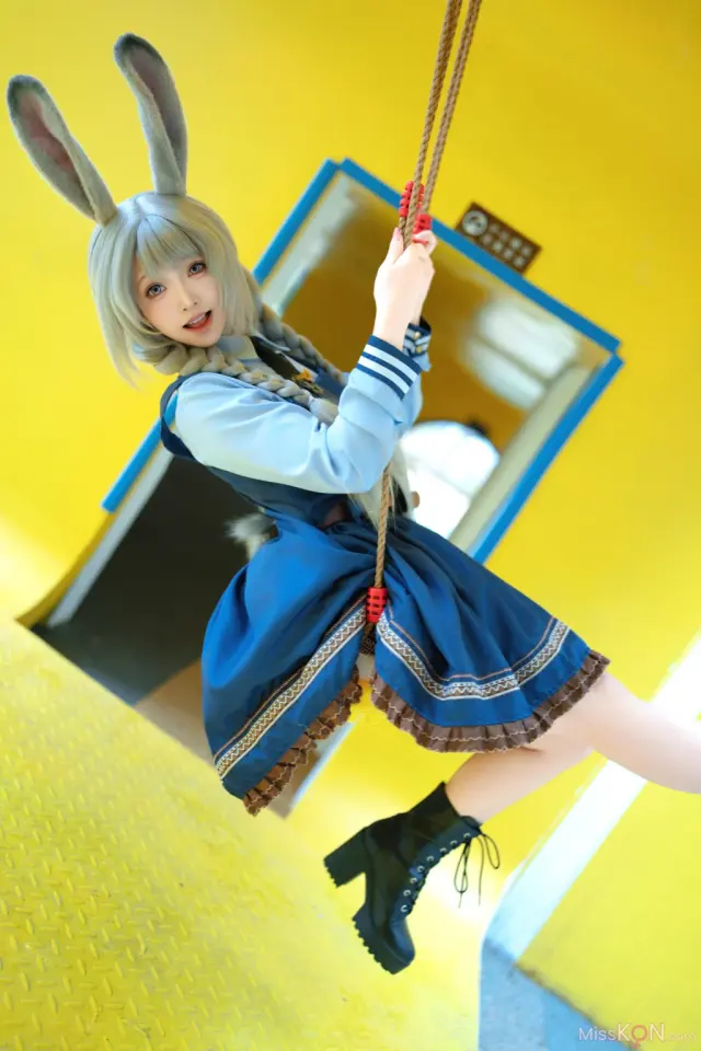 Coser@Bangni邦尼: 兔子警官 (72 photos)