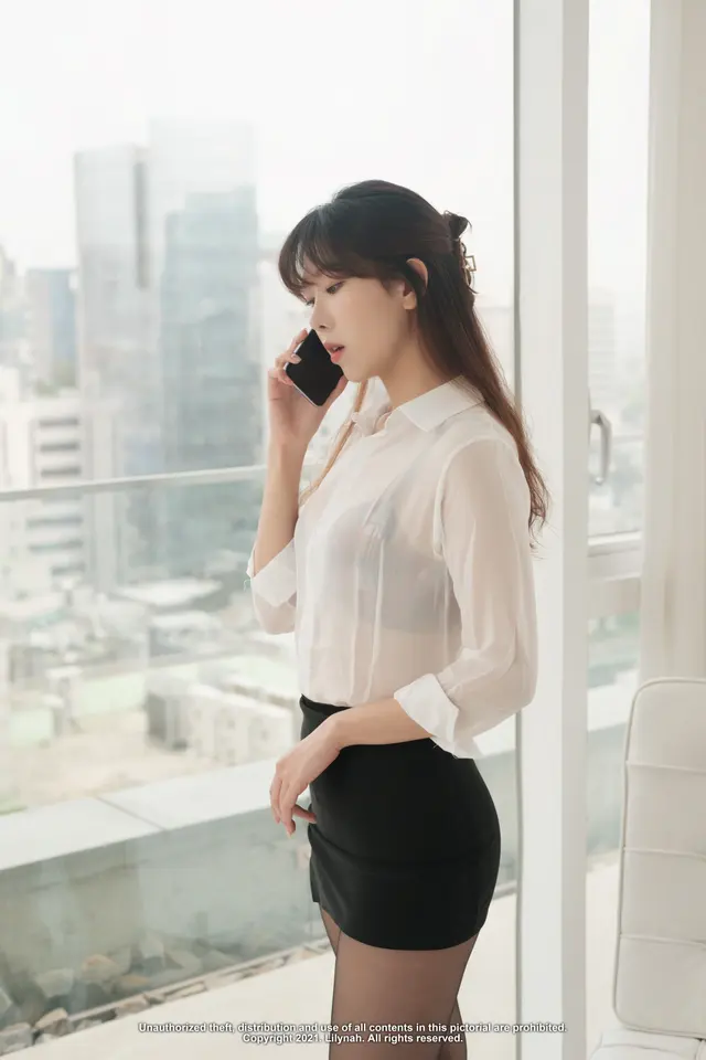 [Lilynah] Shaany Vol.03: Looked In Office (54 photos)