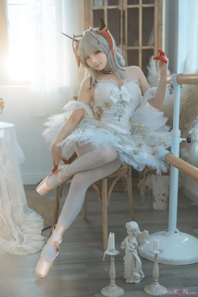 Coser@是三不是世w: 明日方舟 W 芭蕾 (27 photos)