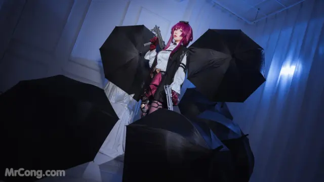 Coser@rioko凉凉子 Vol.117: 卡芙卡妈咪特典版 (65 photos + 20 videos)