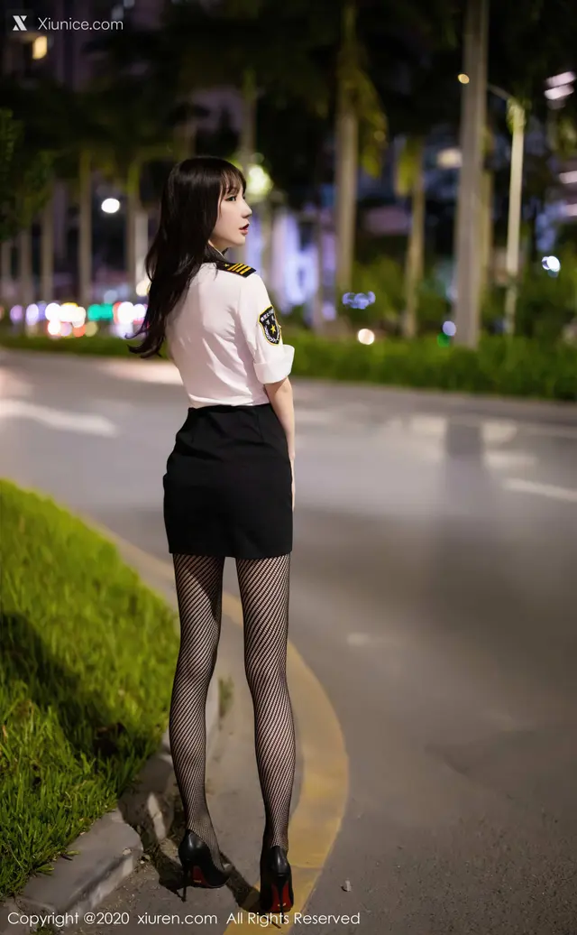 Xiuren秀人网 No.2820 周于希Sandy (51 photos)
