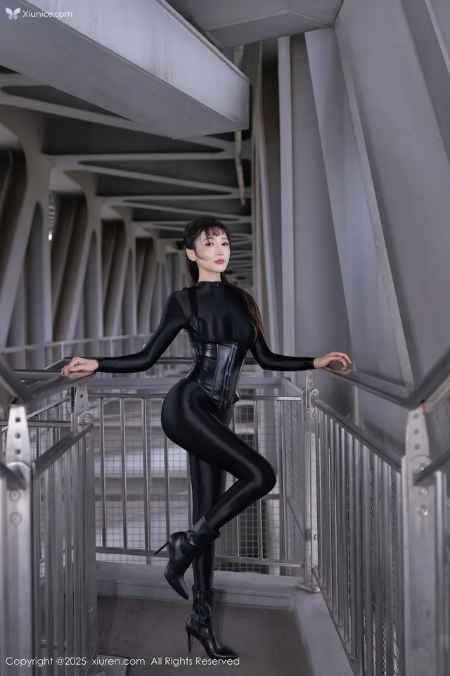 Xiuren秀人网 4K No.10404 Lu Xuan Xuan 陆萱萱 (81 photos)
