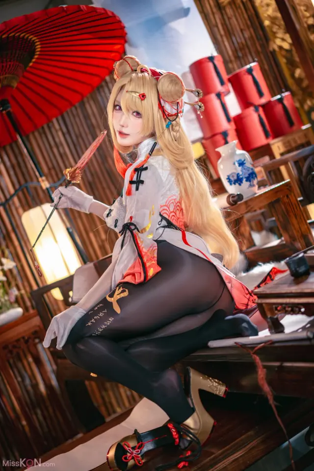 Coser@阿包也是兔娘: 新春交错战线 咎瓦尤斯 (28 photos + 2 videos)