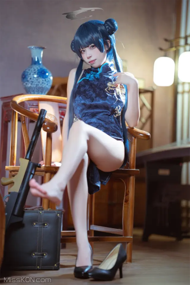 Coser@是三不是世w No.031: 碧蓝档案 妃咲旗袍 (42 photos)
