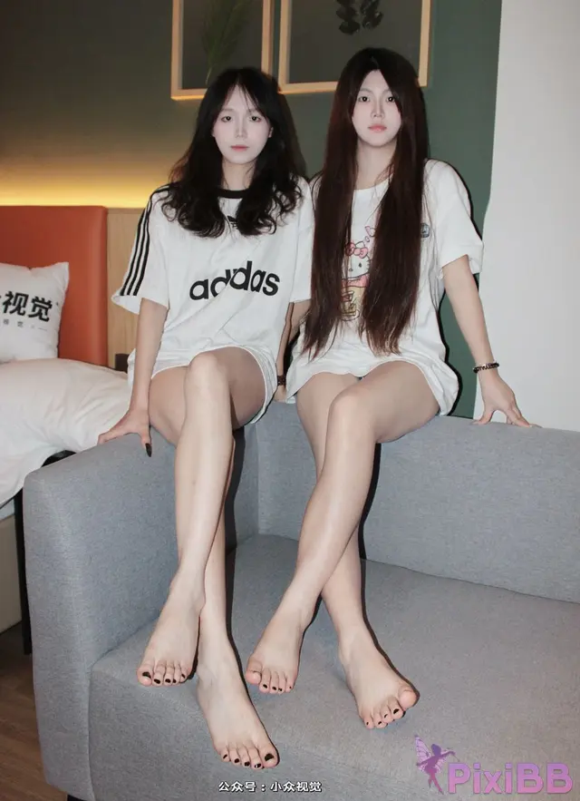 [小众视觉] No.011: 小苹果 & 芳芳 (130 photos + 2 videos)