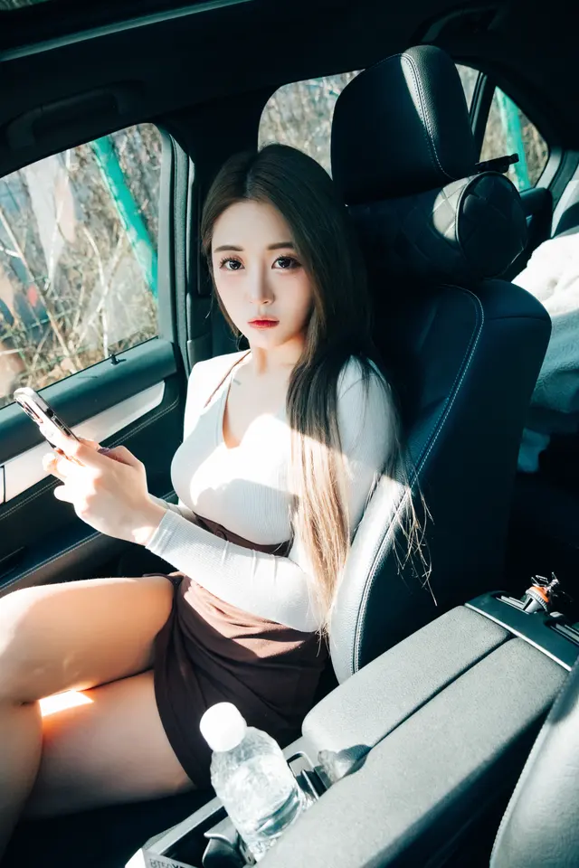 [Loozy] Bomi (보미): Girlgroup Yanos (+S.Ver) (90 photos)