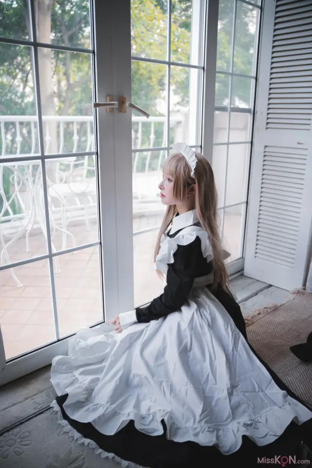 Coser@一千只猫薄禾: 女仆 (40 photos)