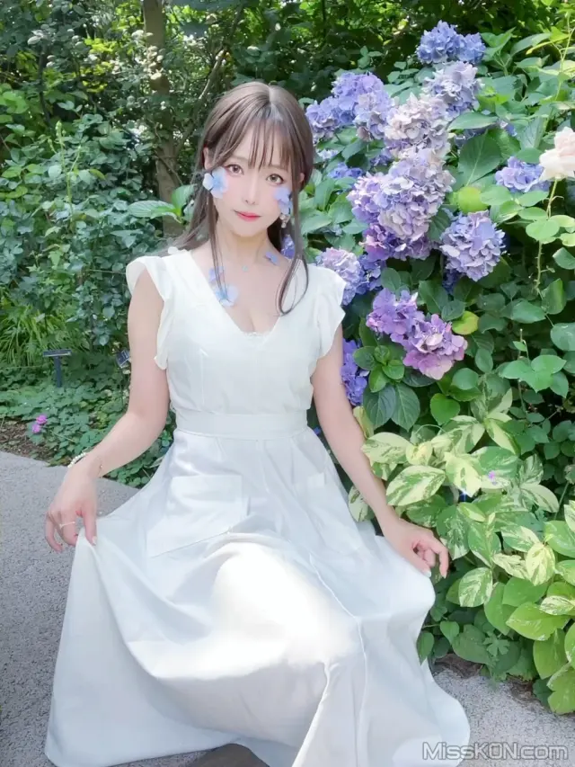 Coser@Ely_eee (ElyEE子): Rainy Season 雨季繡球花 (31 photos)