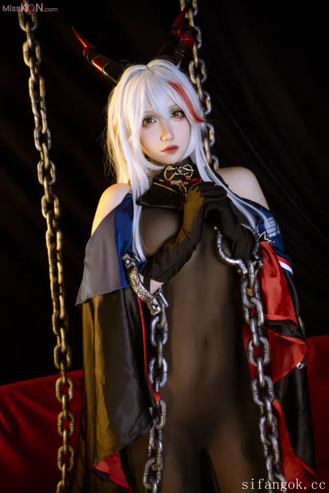 Coser@以理服人藜藜子 – 艾吉尔 (24 photos)