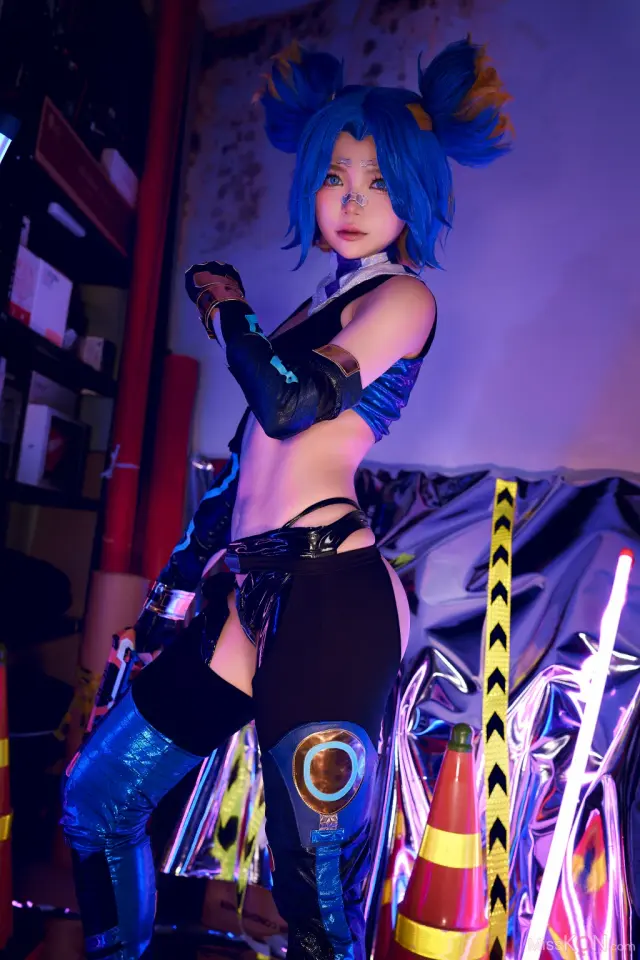 Coser@ZinieQ: Neon (Valorant) (40 photos)