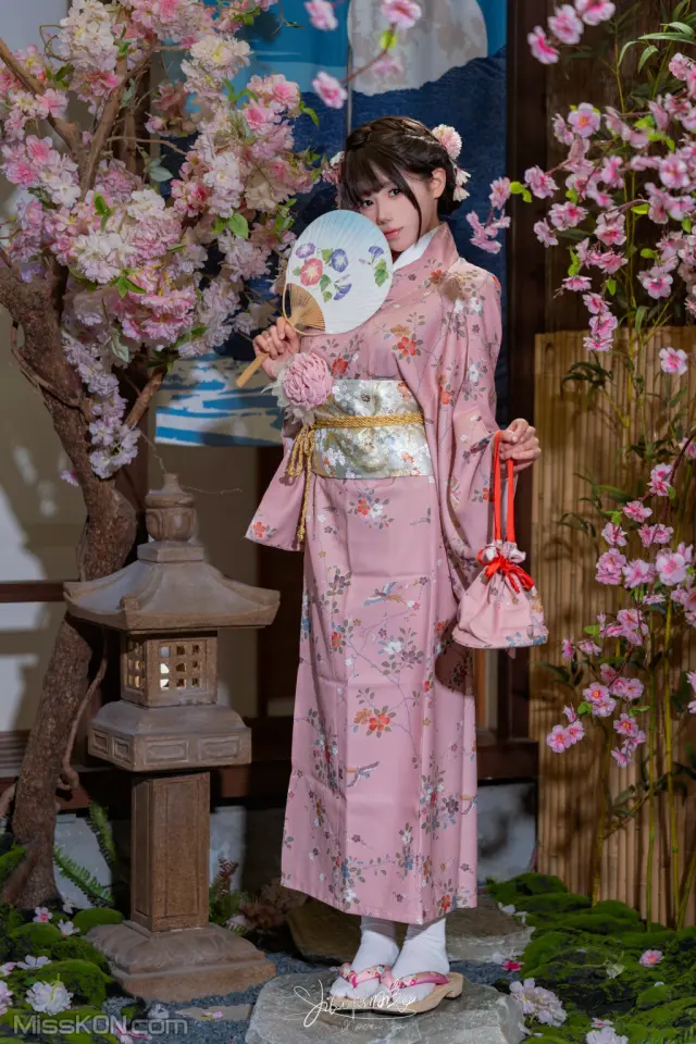 Coser@黏黏团子兔: Yiko湿润兔 温泉の女将 (78 photos + 1 video)