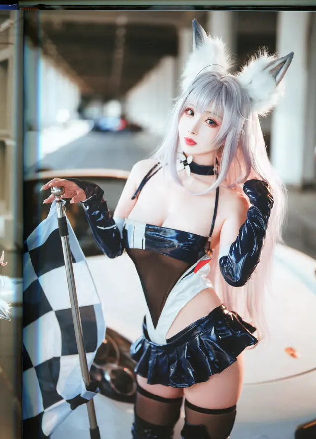 Coser@rioko凉凉子 – 妄想航线 – 扫描版 (129 photos)