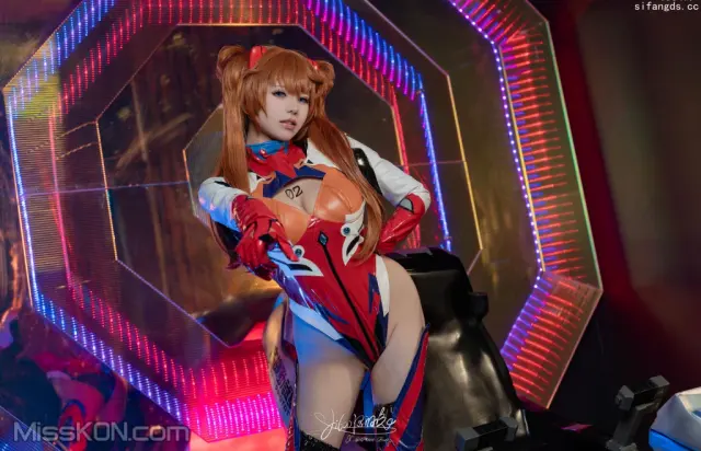 Coser@黏黏团子兔: 明日香特殊作战 (80 photos + 1 video)