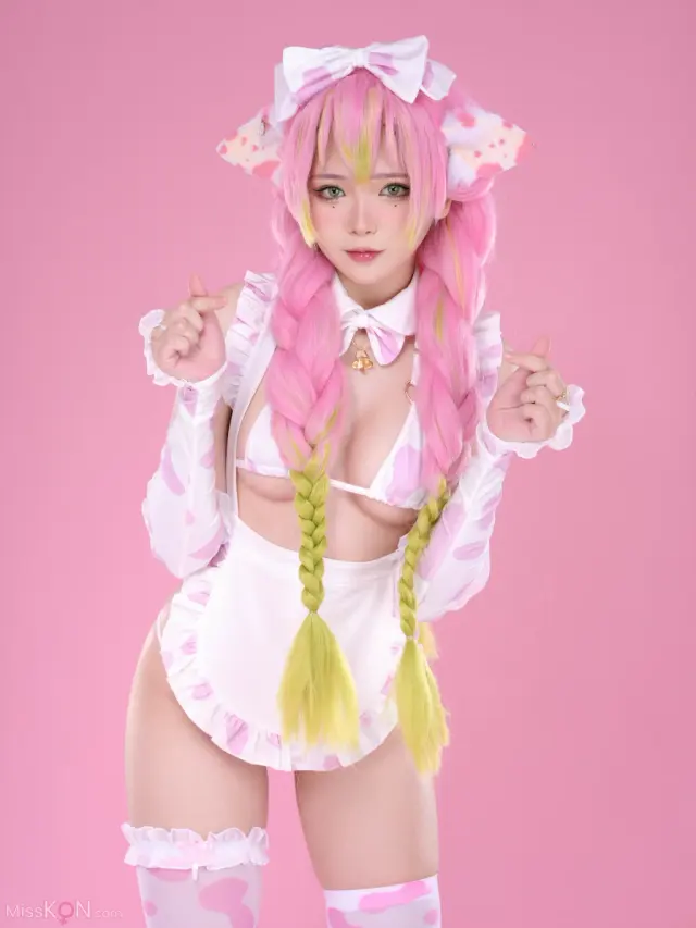 Coser@ZinieQ: Demon Slayer Mitsuri Kanroji Valentine (21 photos + 4 videos)