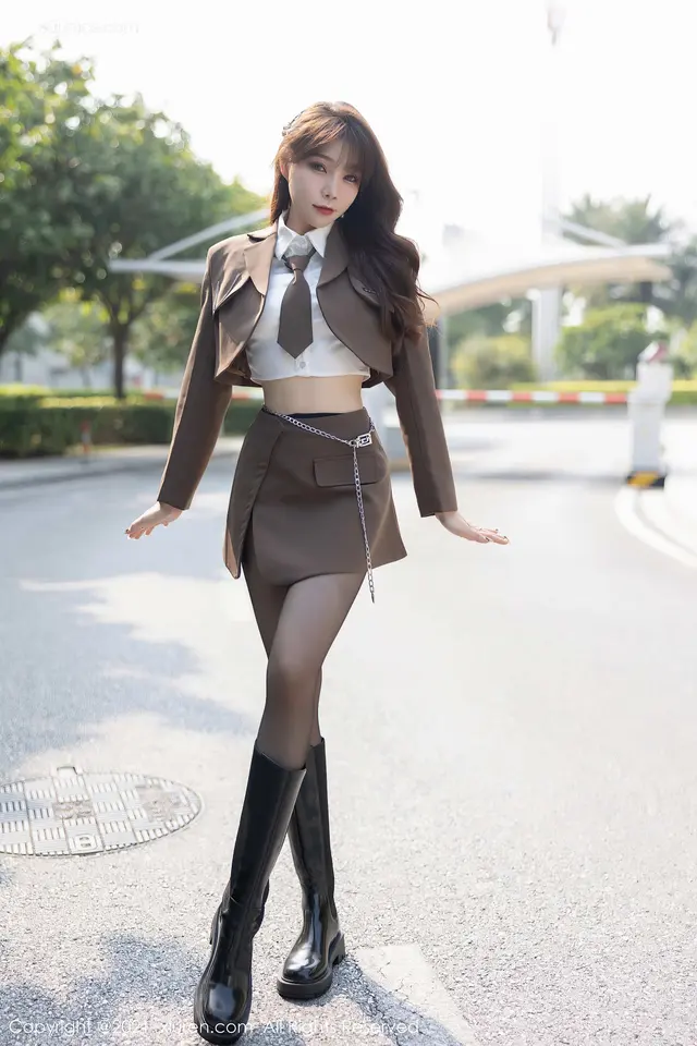 Xiuren秀人网 No.4299 芝芝Booty (89 photos)