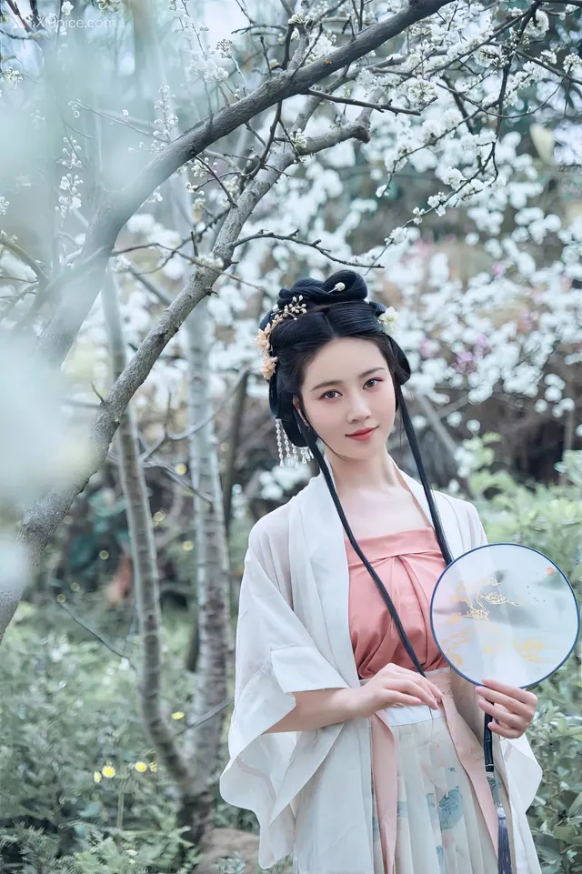 Coser@年年Nnian – 三月花 (51 photos)