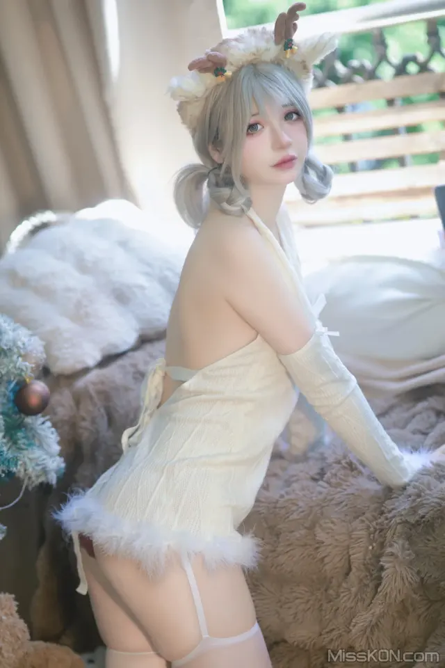 Coser@疯猫ss: 圣诞特典&白色毛衣 (98 photos + 1 video)