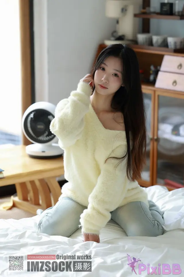 [MZSOCK爱美足] No.362: 江诗月 (98 photos + 1 video)