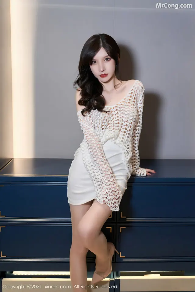 XIUREN No.3897: Zhou Yuxi (周于希Sandy) (71 photos)