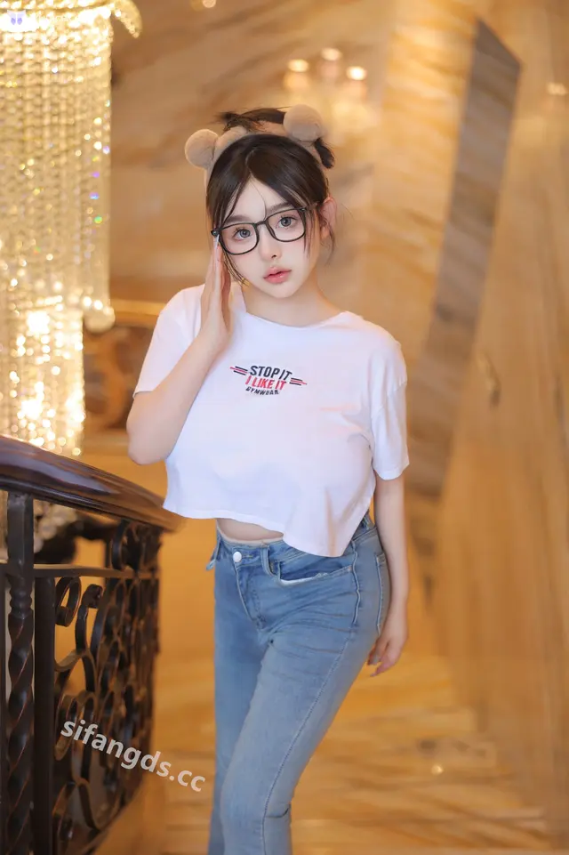 Xiuren Uncensored 4K 娜娜子 – 童顏巨乳 大尺度高價作品 奶子超棒 (81 photos)