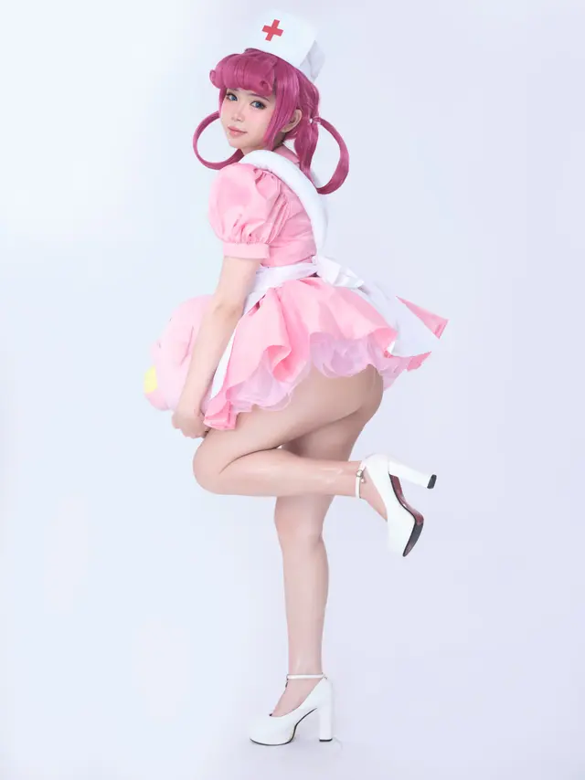 Coser@ZinieQ: Nurse Joy (35 photos)