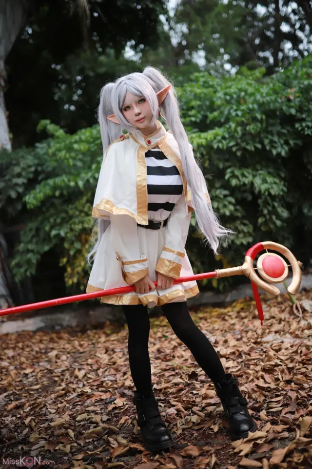 Coser@上杉绘梨落 – 葬送的芙莉莲 (36 photos)