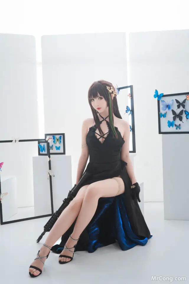 Coser@面饼仙儿 No.083: M4A1 (21 photos)