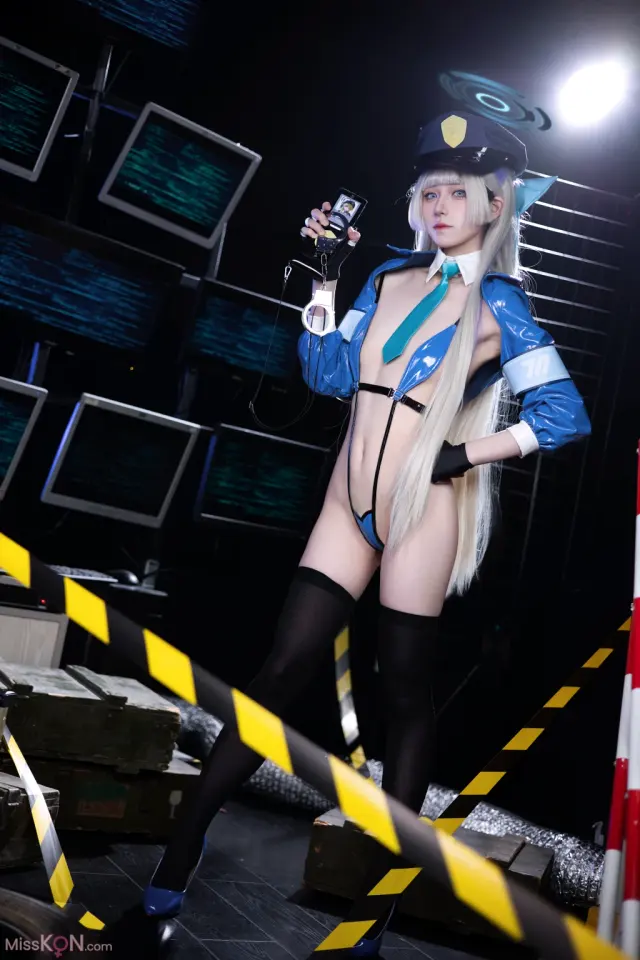 Coser@双木扶苏: toki 警察ver (51 photos)