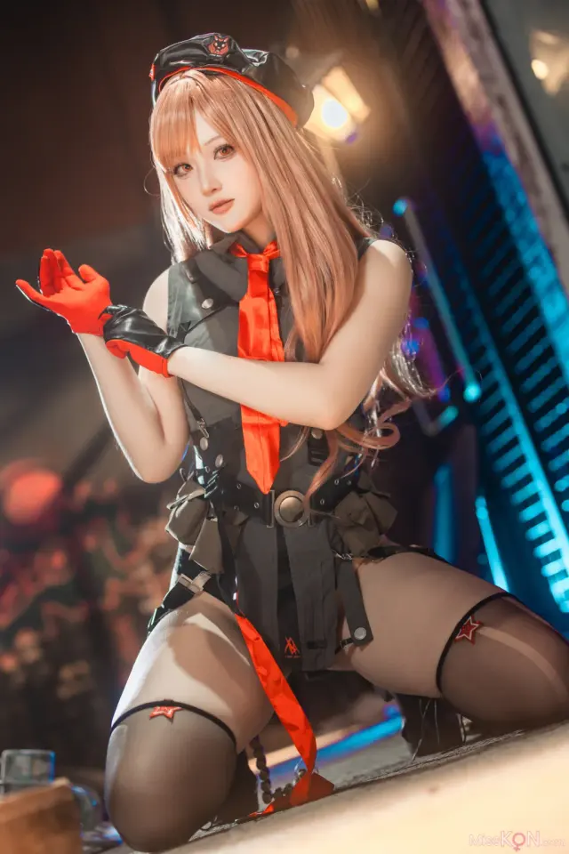 Coser@屿鱼: NIKKE 拉毗 (30 photos)