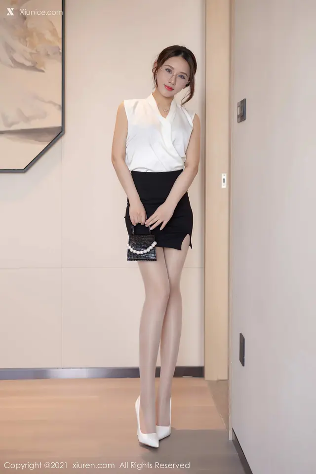 Xiuren秀人网 No.3623 徐安安 (58 photos)