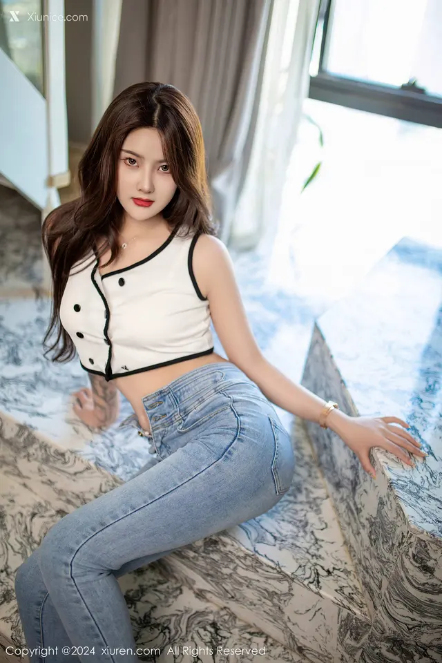Xiuren秀人网 No.8410 仙女爱自由 (50 photos)