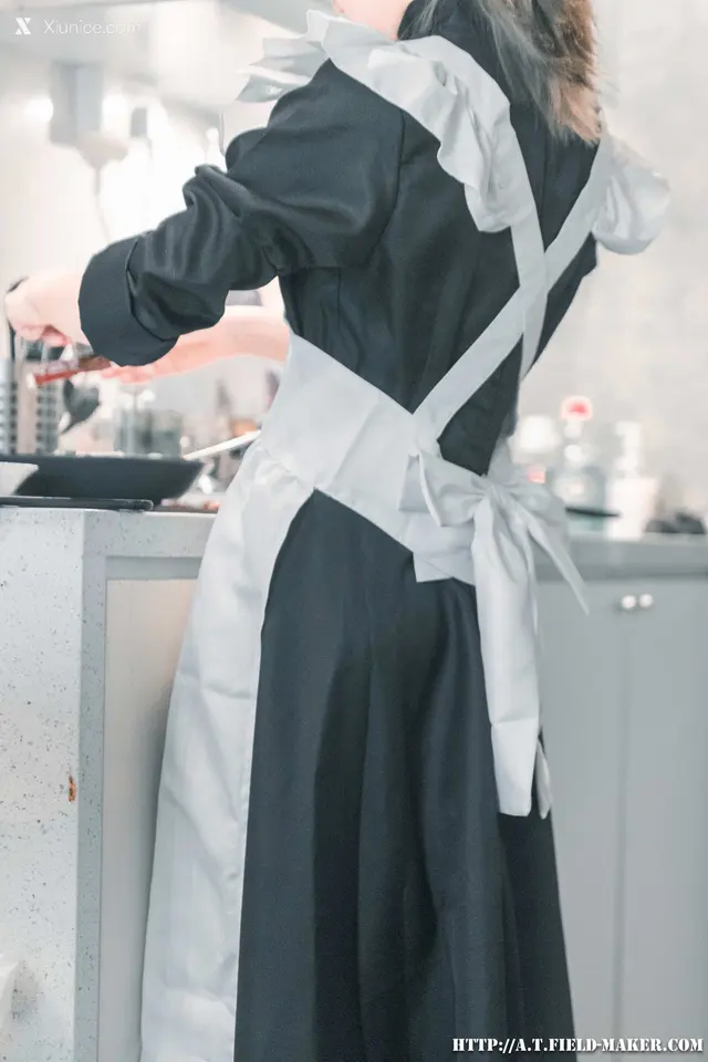 [ATFM] Tsubaki Classical Maid (25 photos)