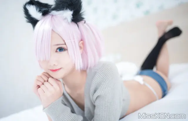 Coser@羽天shine: 猫耳超短裤 (31 photos)