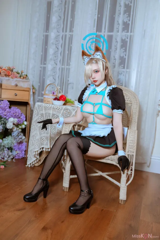 Coser@二佐Nisa: 蔚蓝档案 明日奈猫耳女仆 (39 photos)