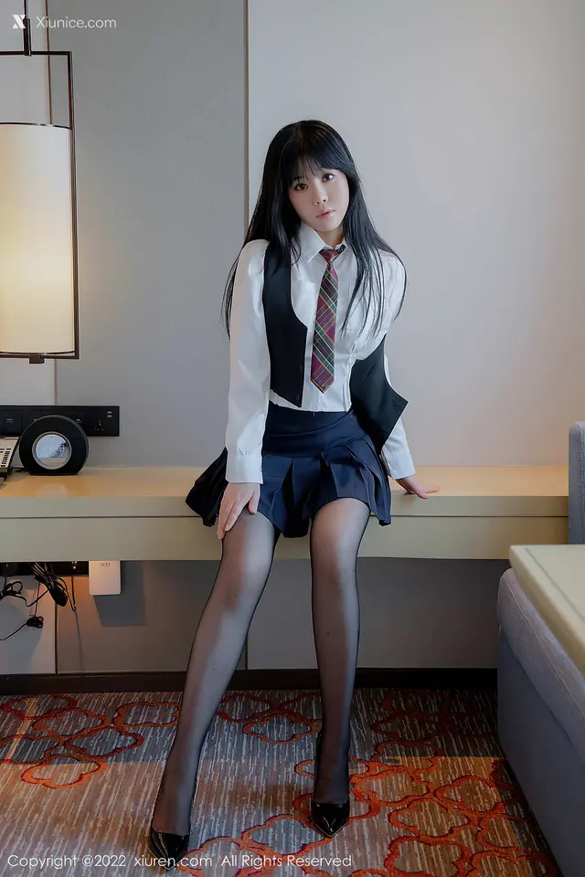 Xiuren秀人网 No.4558 徐媛媛 (52 photos)