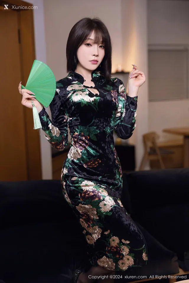 Xiuren秀人网 No.8876 徐莉芝Booty (88 photos)