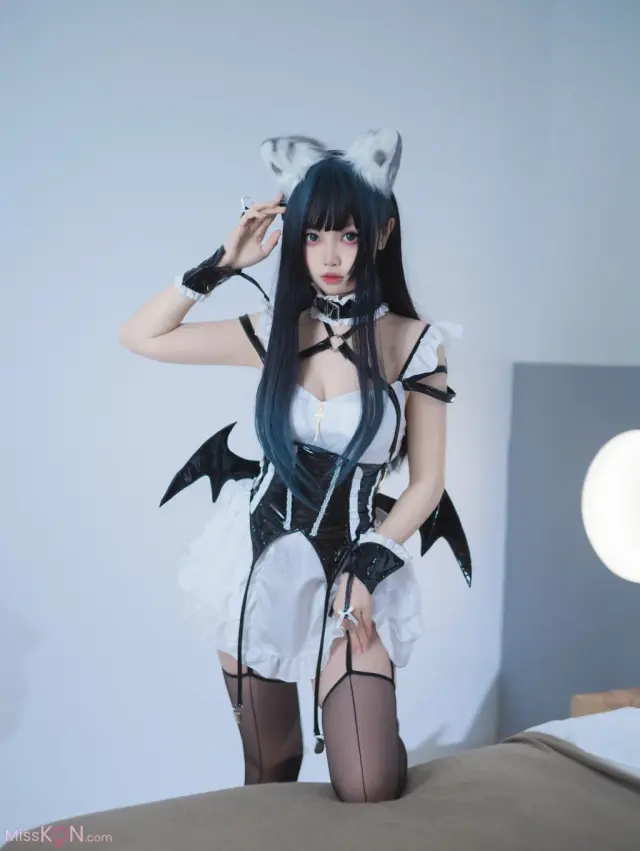 Coser@洛桑w伊梓: 猫耳小恶魔 (42 photos + 3 videos)