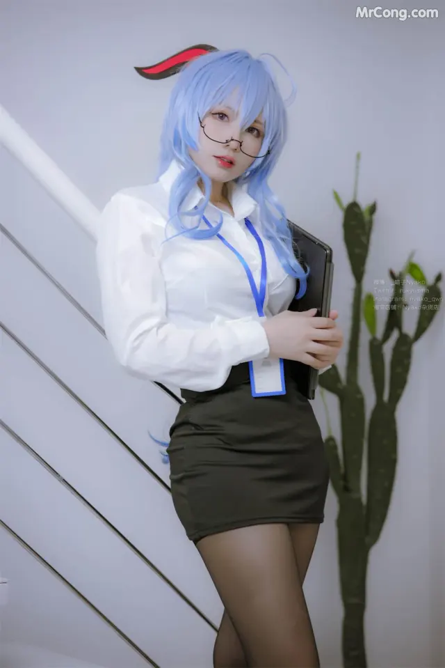 Coser@Nyako喵子: 原神 甘雨OL (79 photos)