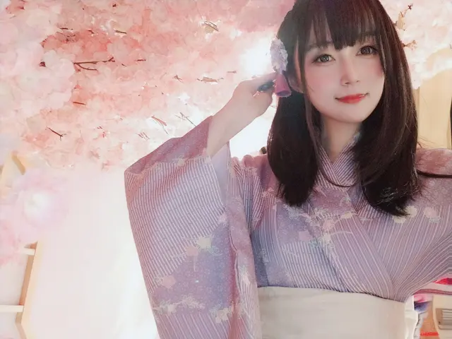 Coser@白银81 女场浴池下 (68 photos)