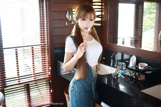 Xiuren秀人网 No.0149 王馨瑶yanni (51 photos)