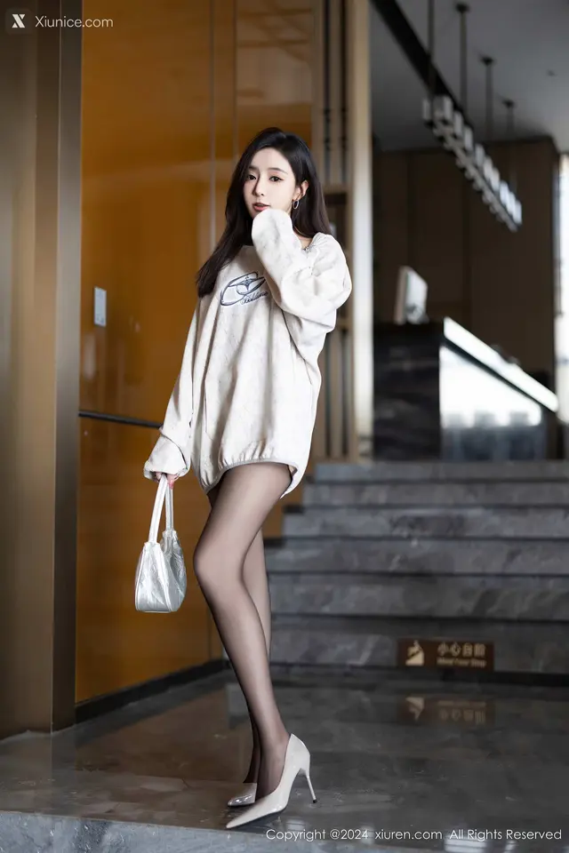 Xiuren秀人网 No.8135 王馨瑶yanni (80 photos)