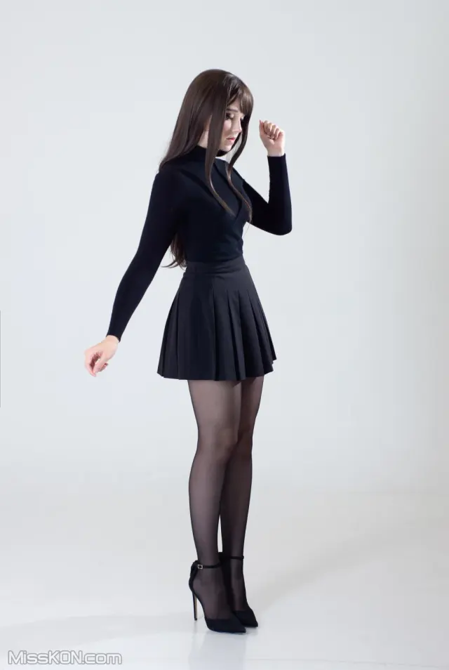 Coser@Candy_Ball: Nylon Girl (45 photos + 7 videos)