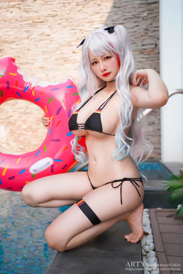 Coser@Arty亞緹 – Prinz Eugen (34 photos)